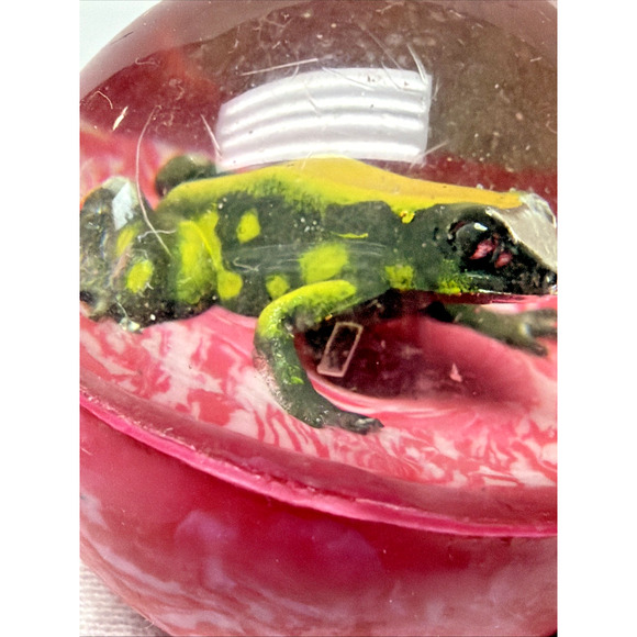 Vintage Pink Rubber Bouncy Ball Frog Inside Vending Machine Novelty Toy - Picture 9 of 14